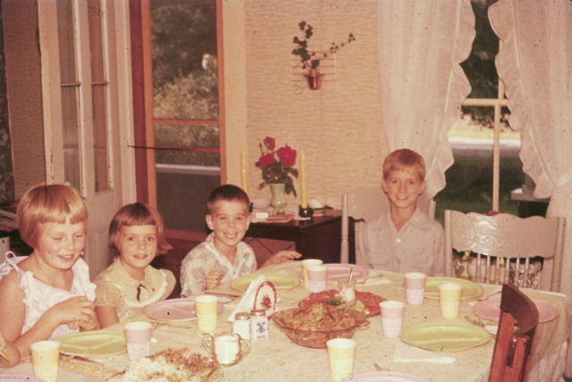 Linda, Suzie, Gary, ,Johnny '55