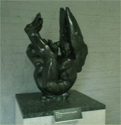 BrookfieldGardens30-statue