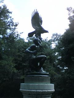 BrookfieldGardens17-statue